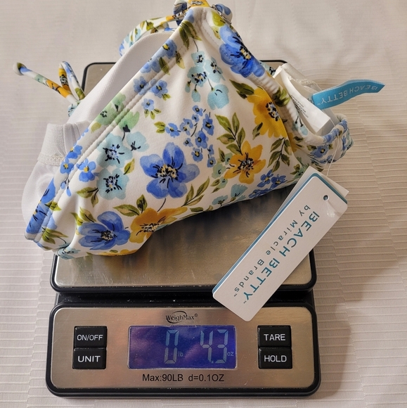 NWT Beach Betty by Miracle Brands Floral Swim Top sz M 678022 - Picture 6 of 6